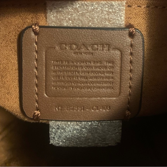 XXSOLDXX COACH Amelia Leather Convertible Backpack NWT MSRP $325 - Picture 5 of 8